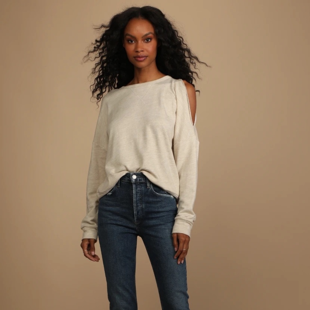 NWT Plan to Relax Beige Cutout Long Sleeve Pullover Sweatshirt